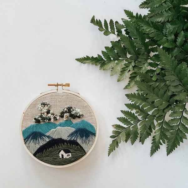Cozy Mountain Home Full Embroidery Kit
